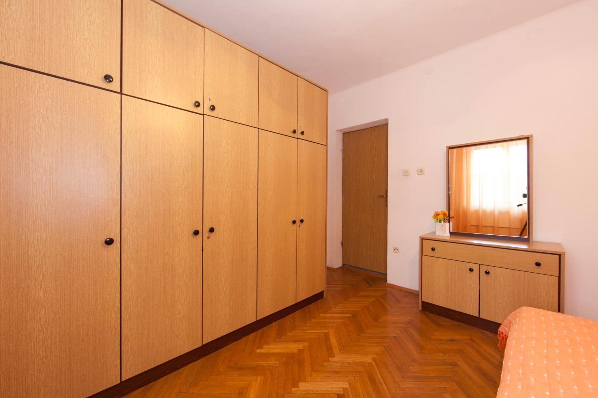 Apartmani Darinka 巴什卡沃达 外观 照片