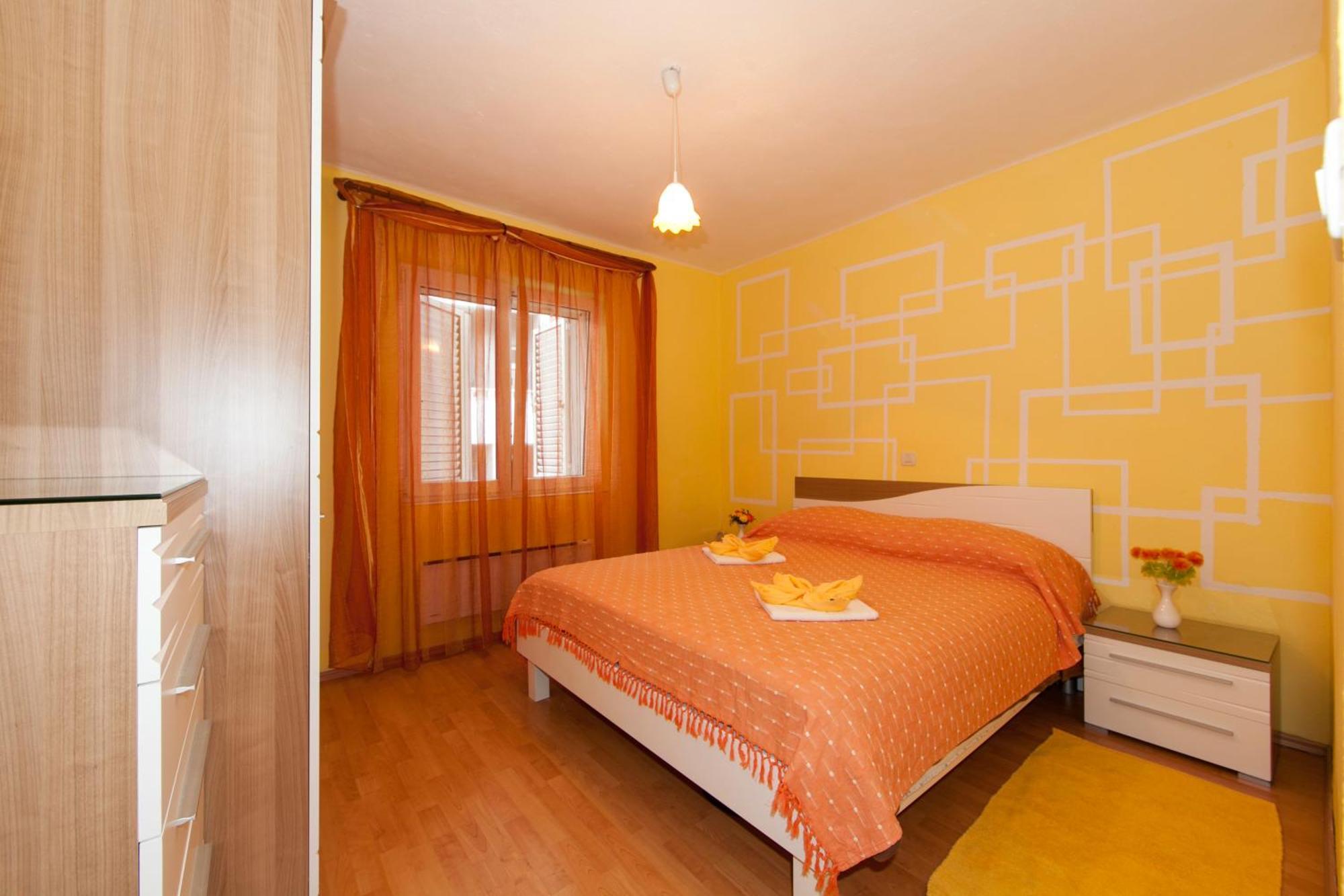Apartmani Darinka 巴什卡沃达 外观 照片