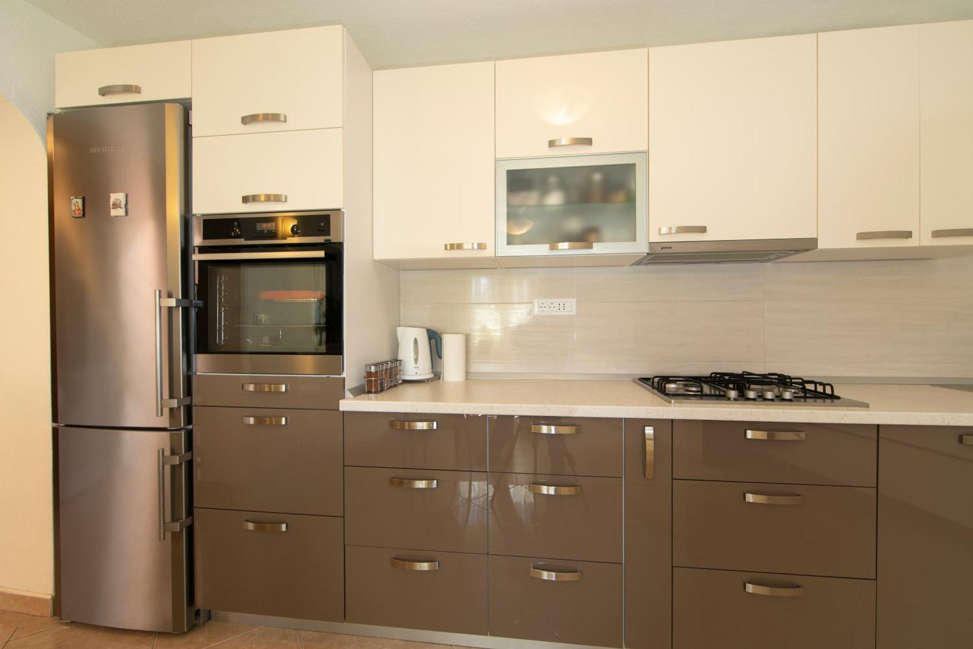 Apartmani Darinka 巴什卡沃达 外观 照片