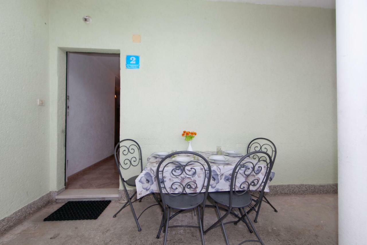 Apartmani Darinka 巴什卡沃达 外观 照片
