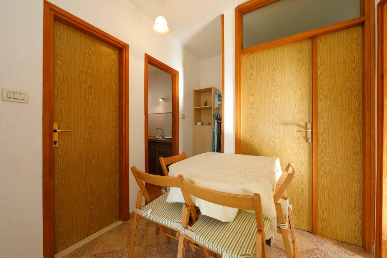 Apartmani Darinka 巴什卡沃达 外观 照片
